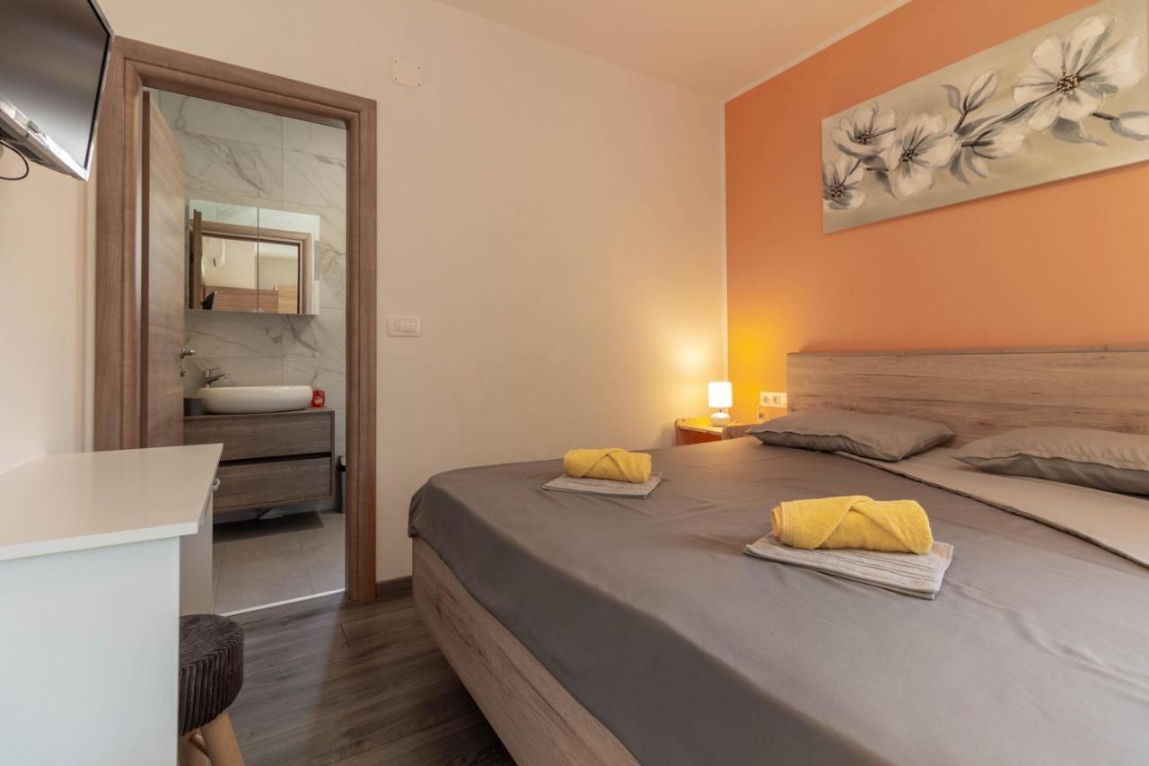 Modern Villa Eve In Medulin With Pool Near The Beach Esterno foto