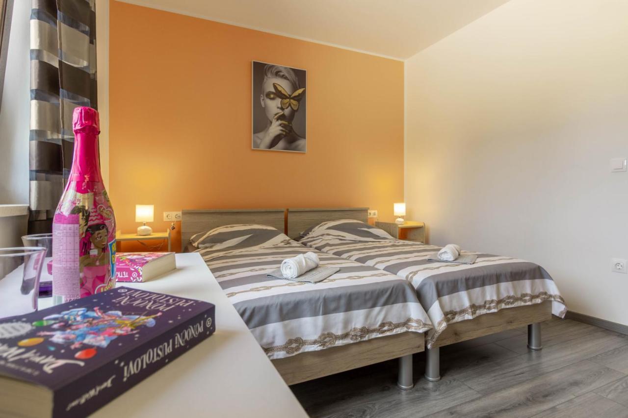 Modern Villa Eve In Medulin With Pool Near The Beach Esterno foto