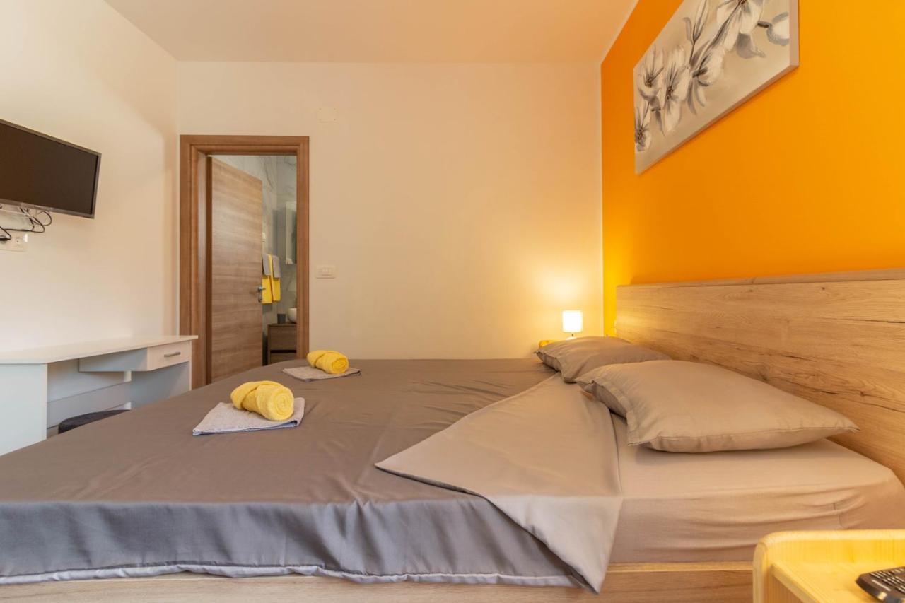 Modern Villa Eve In Medulin With Pool Near The Beach Esterno foto